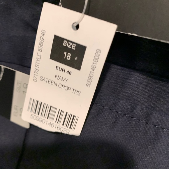 NWT Cropped Leg capris SZ 14 USA see conversion chart - Picture 10 of 12